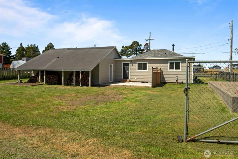 Property photo for 1580 134th Lane, Long Beach