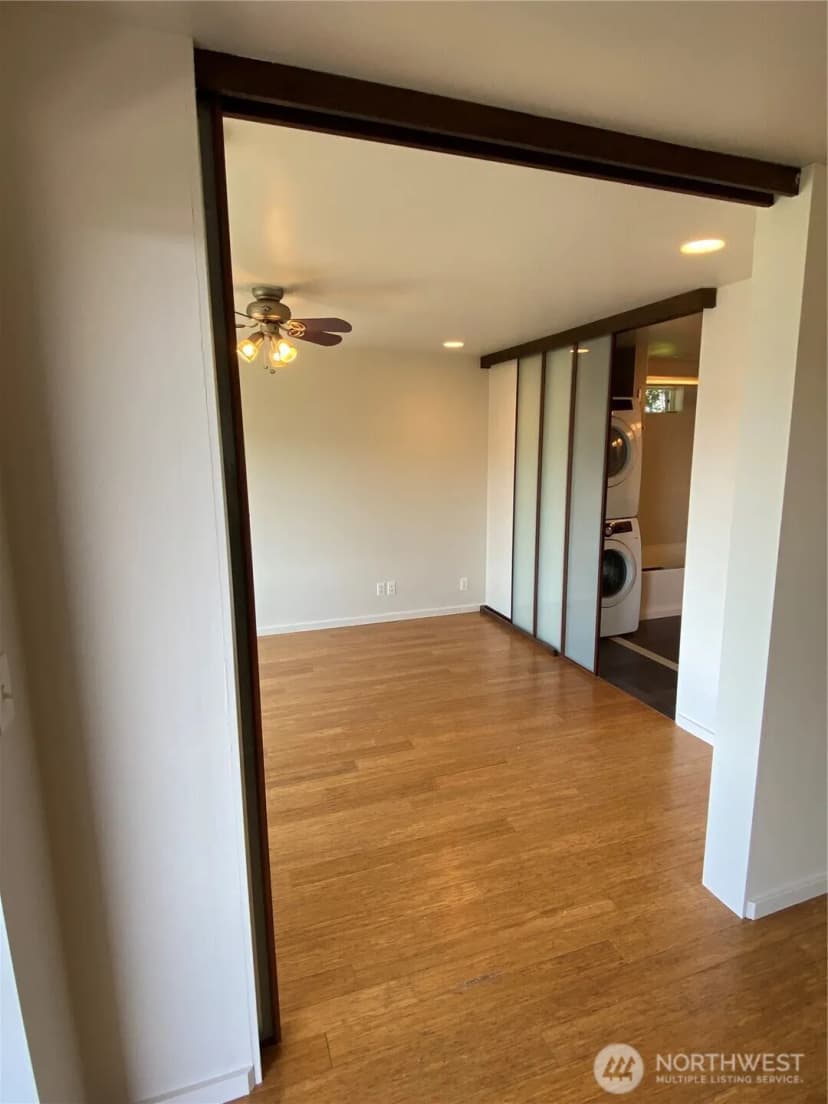 Property photo for 2366 E Yale Avenue E, Seattle photo 12