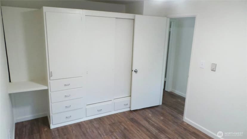 Property photo for 2366 E Yale Avenue E, Seattle photo 29