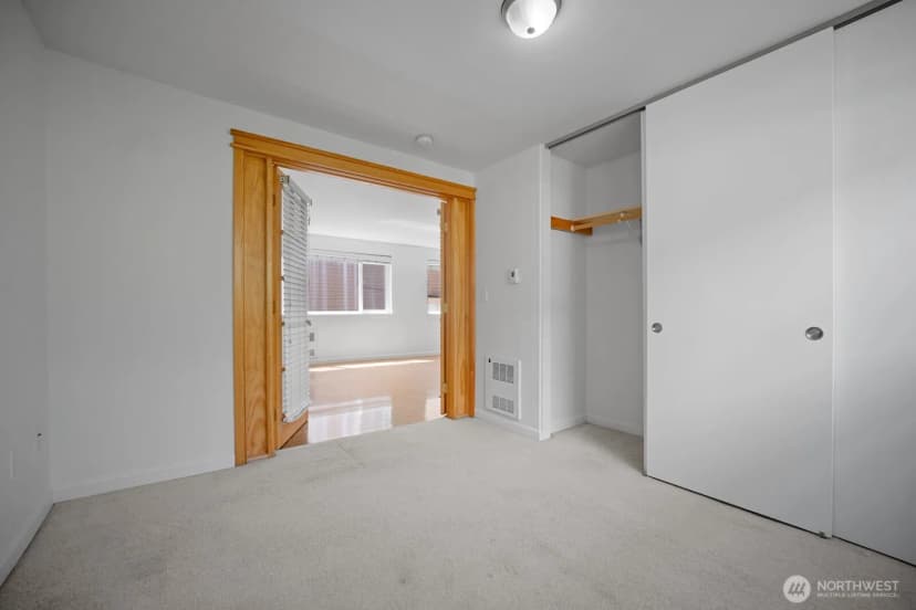 Property photo for 2366 E Yale Avenue E, Seattle photo 20