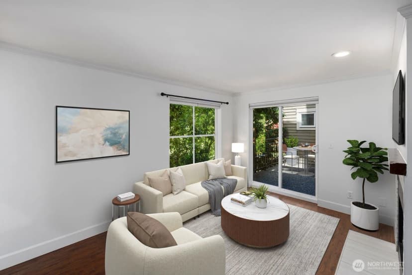 Property photo for 3901 Fremont Avenue N #202, Seattle photo 4