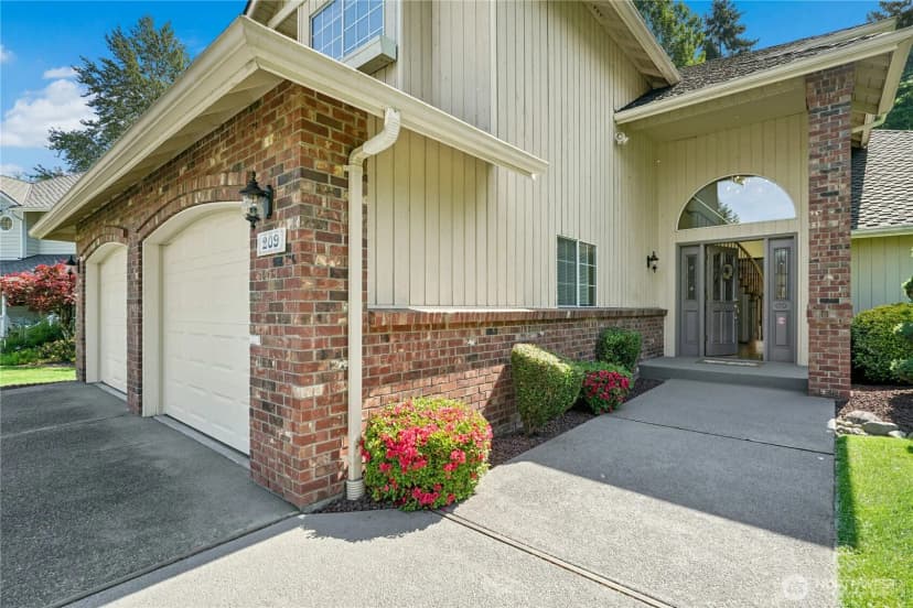 Property photo for 209 Sw 331st Place, Federal Way photo 3