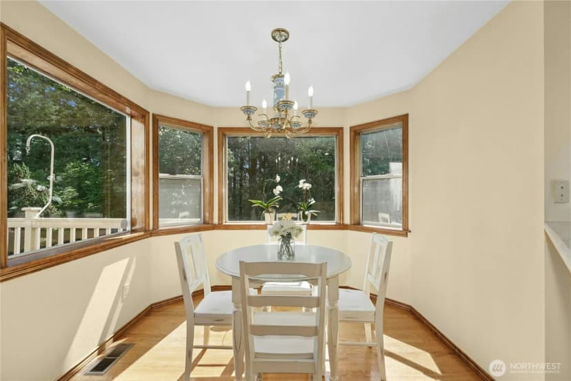 Property photo for 209 Sw 331st Place, Federal Way photo 11