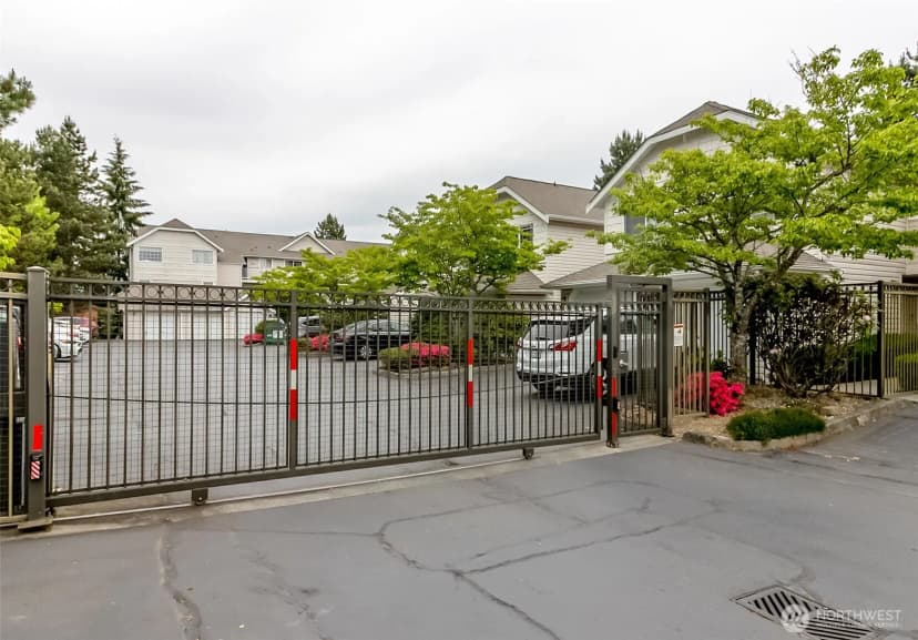 Property photo for 12403 4th Avenue W #1201, Everett photo 31