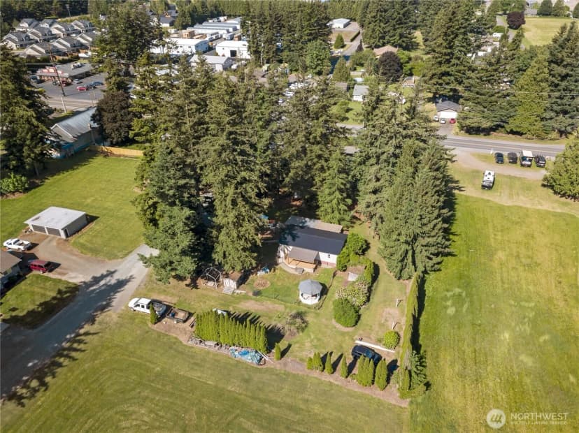 Property photo for 6978 Hannegan Road, Lynden photo 19
