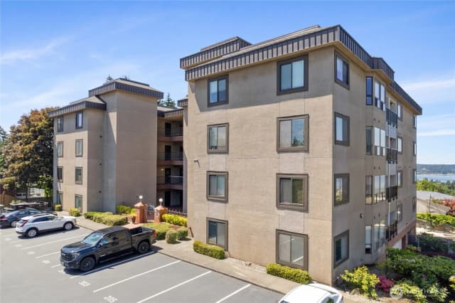 Property photo for 1902 Bridgeport Way W #106, University Place