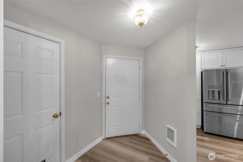 Property photo for 23323 55th Avenue S #10-2, Kent photo 6