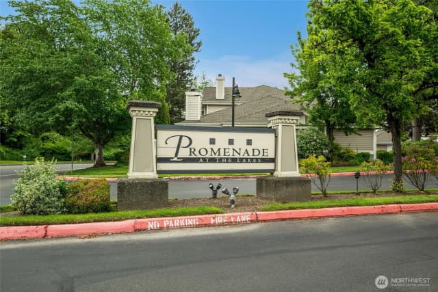 Property photo for 23323 55th Avenue S #10-2, Kent photo 4