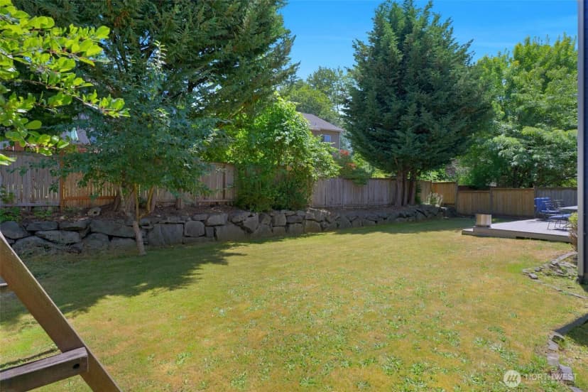 Property photo for 250 Pasco Drive Ne, Renton photo 38