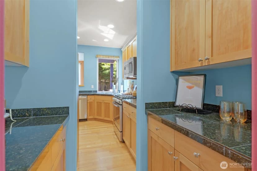 Property photo for 250 Pasco Drive Ne, Renton photo 15