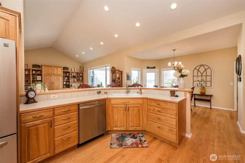 Property photo for 241 Lone Eagle Lane, Sequim photo 16