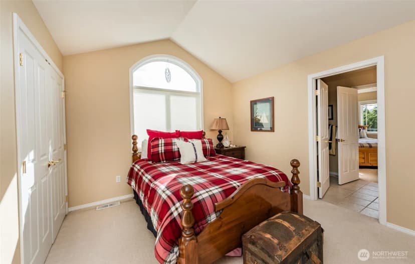 Property photo for 241 Lone Eagle Lane, Sequim photo 30