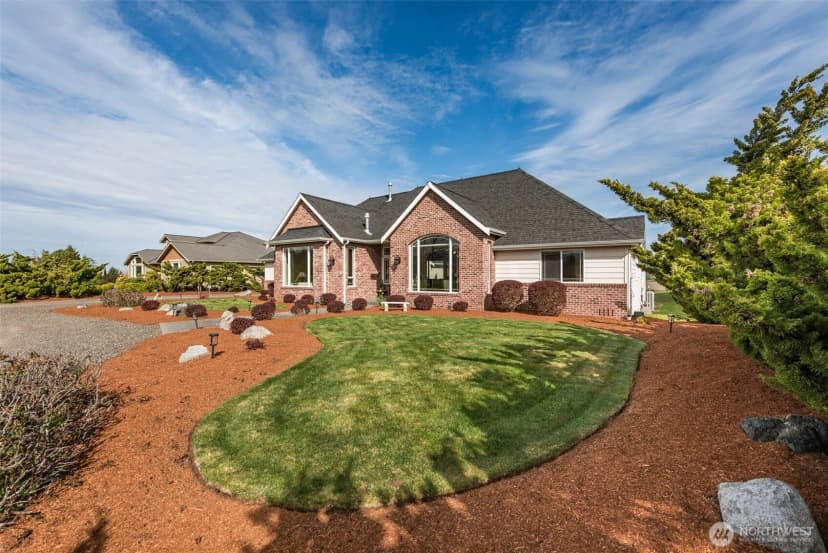 Property photo for 241 Lone Eagle Lane, Sequim photo 40