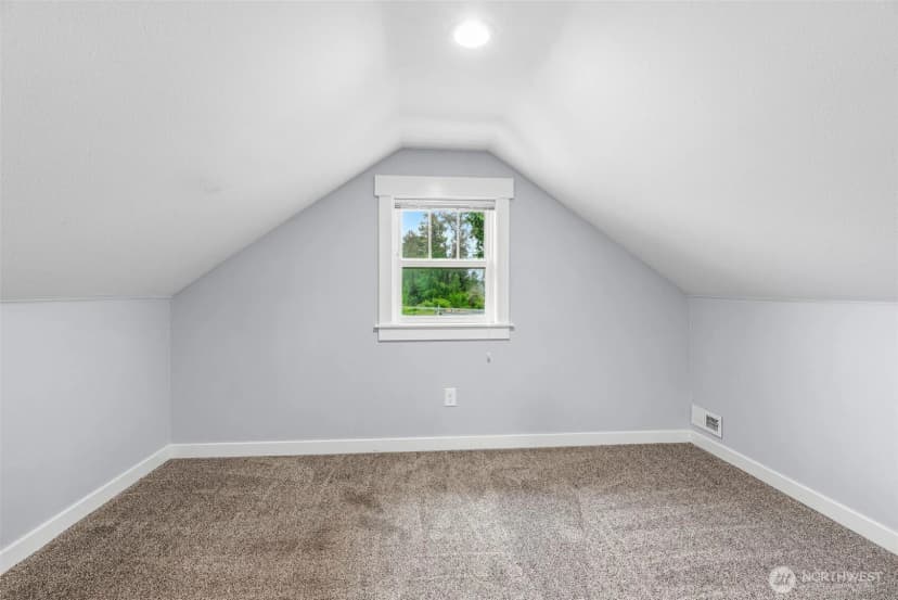 Property photo for 8203 Willow Grove Road, Longview photo 12