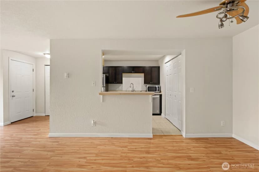 Property photo for 9494 Redmond-woodinville Road Ne #b307, Redmond photo 28