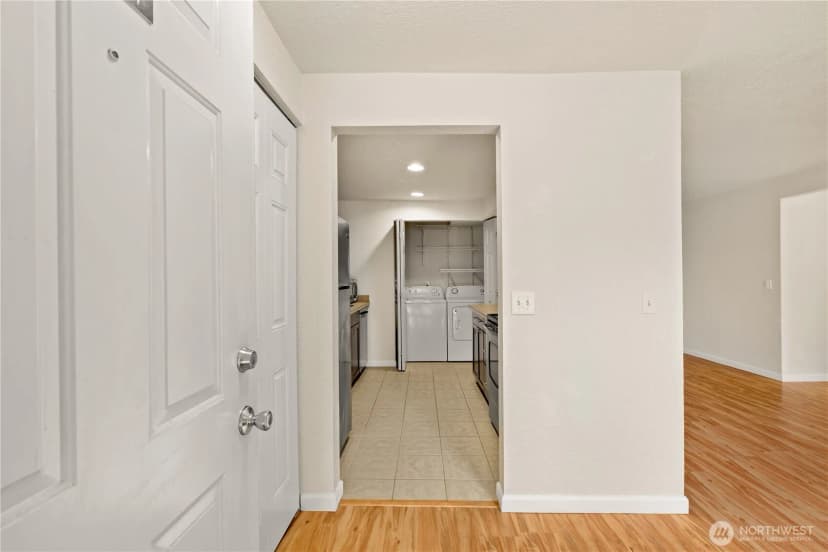 Property photo for 9494 Redmond-woodinville Road Ne #b307, Redmond photo 20