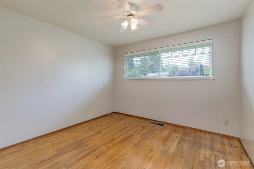 Property photo for 17946 48th Avenue S, Sea Tac photo 19
