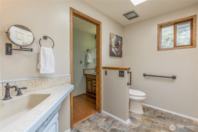 Property photo for 17946 48th Avenue S, Sea Tac photo 18