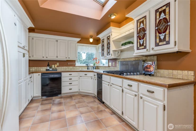 Property photo for 17946 48th Avenue S, Sea Tac photo 6