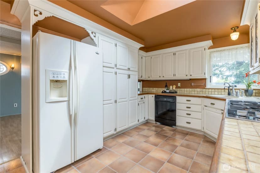 Property photo for 17946 48th Avenue S, Sea Tac photo 7