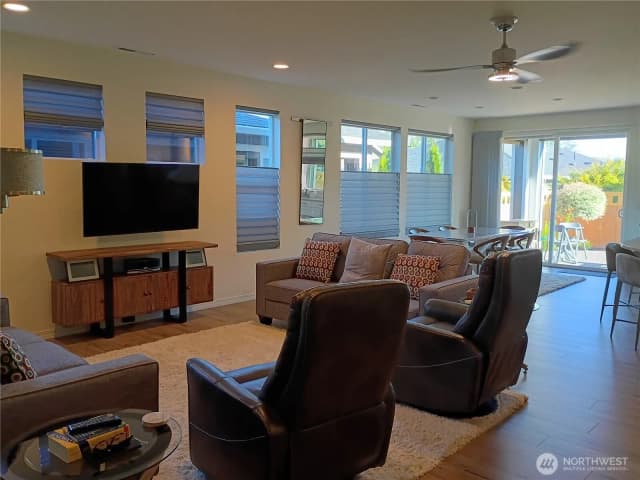 Property photo for 17913 150th Street E, Bonney Lake photo 3