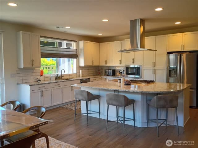 Property photo for 17913 150th Street E, Bonney Lake photo 5