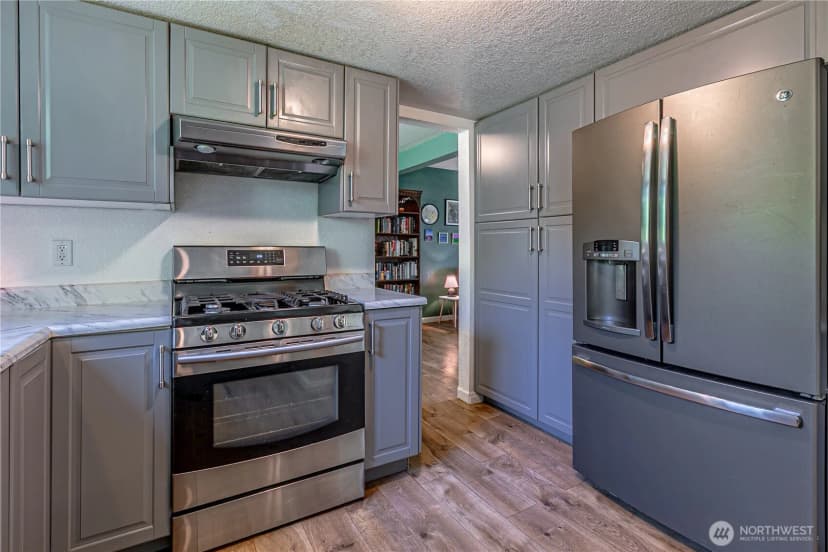 Property photo for 22344 122nd Avenue Se, Kent photo 16