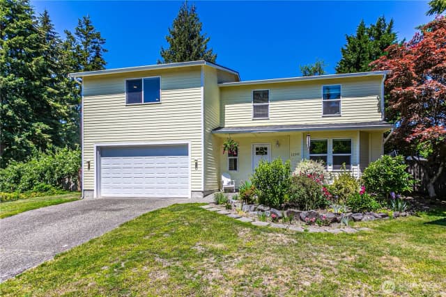 Property photo for 22344 122nd Avenue Se, Kent photo 3