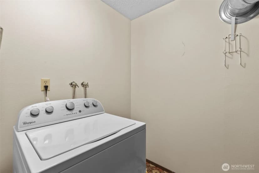 Property photo for 24440 13th Avenue S, Des Moines photo 29
