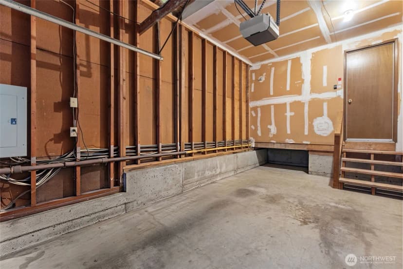 Property photo for 24440 13th Avenue S, Des Moines photo 38