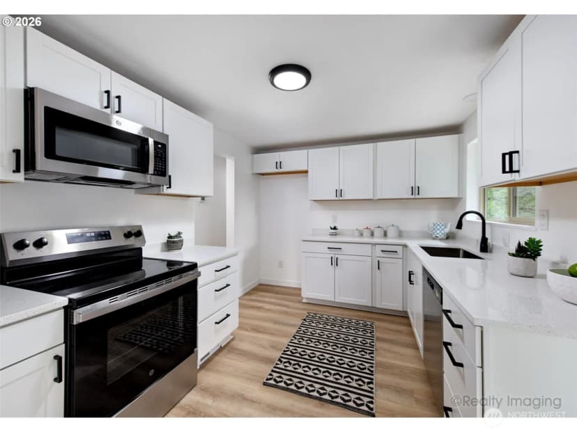 Property photo for 1060 Cowlitz View Court Nw, Castle Rock photo 6
