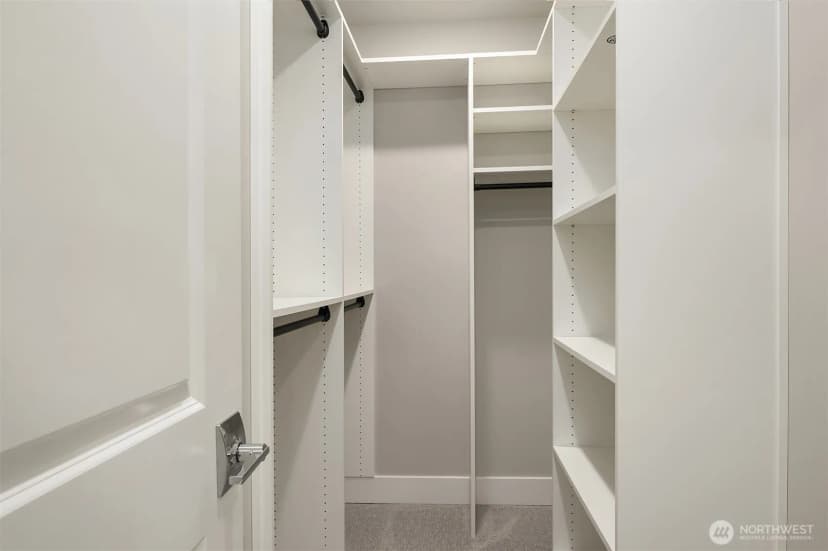 Property photo for 746 Broadway E, Seattle photo 28