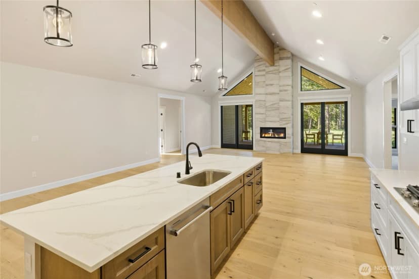 Property photo for 1050 Domerie Park Loop, Cle Elum photo 8