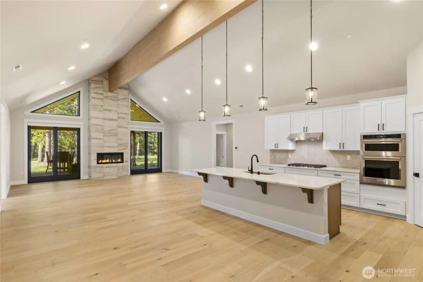 Property photo for 1050 Domerie Park Loop, Cle Elum photo 5