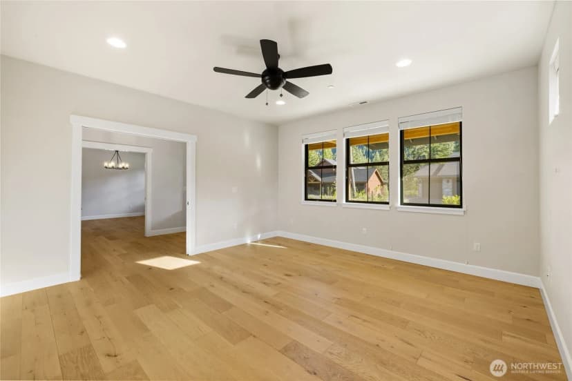Property photo for 1050 Domerie Park Loop, Cle Elum photo 14