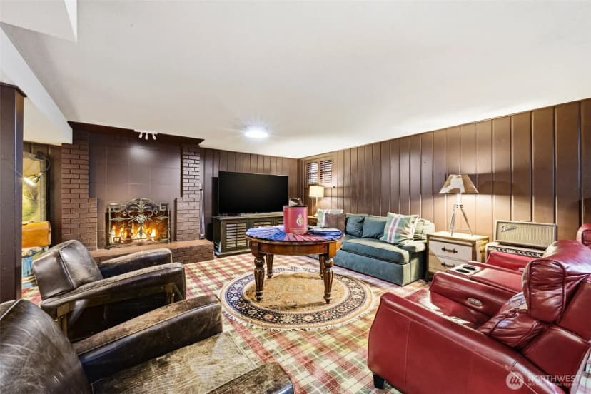 Property photo for 1637 Broadmoor Drive E, Seattle photo 29