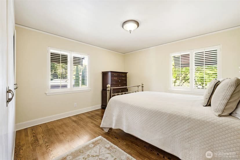 Property photo for 1637 Broadmoor Drive E, Seattle photo 21