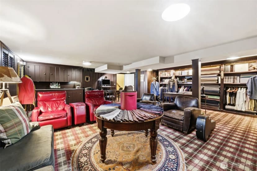 Property photo for 1637 Broadmoor Drive E, Seattle photo 30
