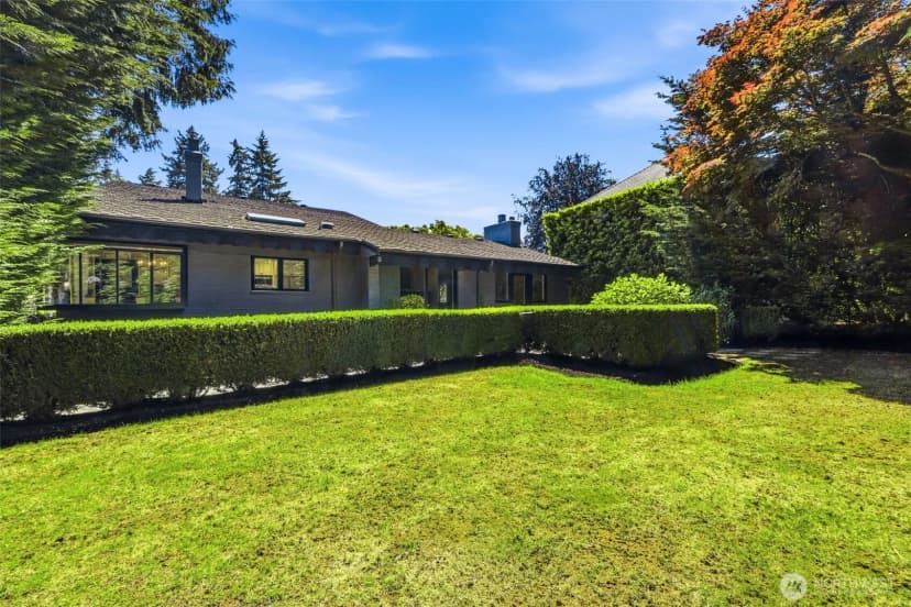 Property photo for 1637 Broadmoor Drive E, Seattle photo 35