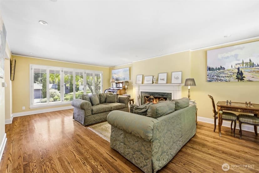 Property photo for 1637 Broadmoor Drive E, Seattle photo 8