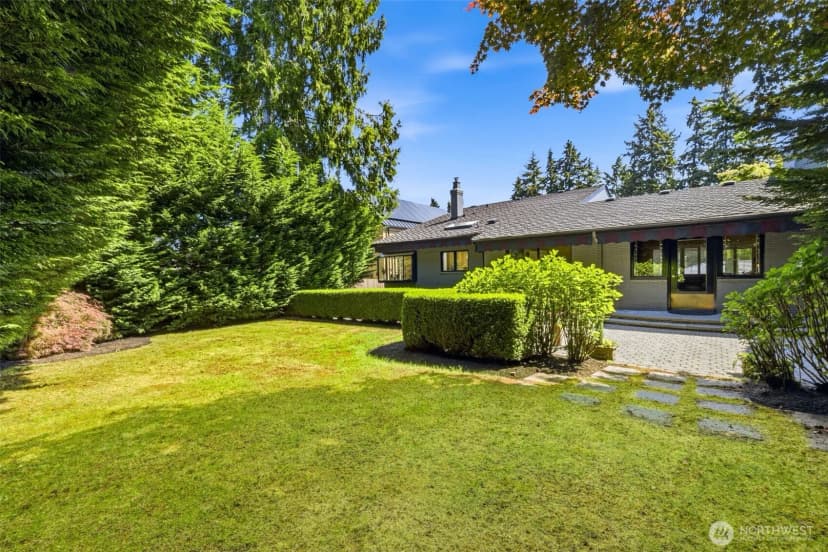 Property photo for 1637 Broadmoor Drive E, Seattle photo 36