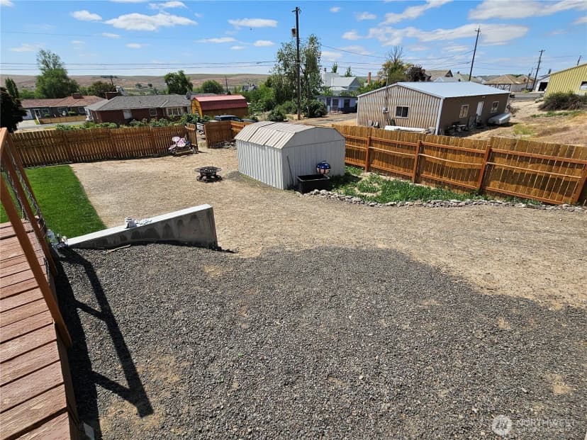 Property photo for 114 E 7th Street, Lind photo 34