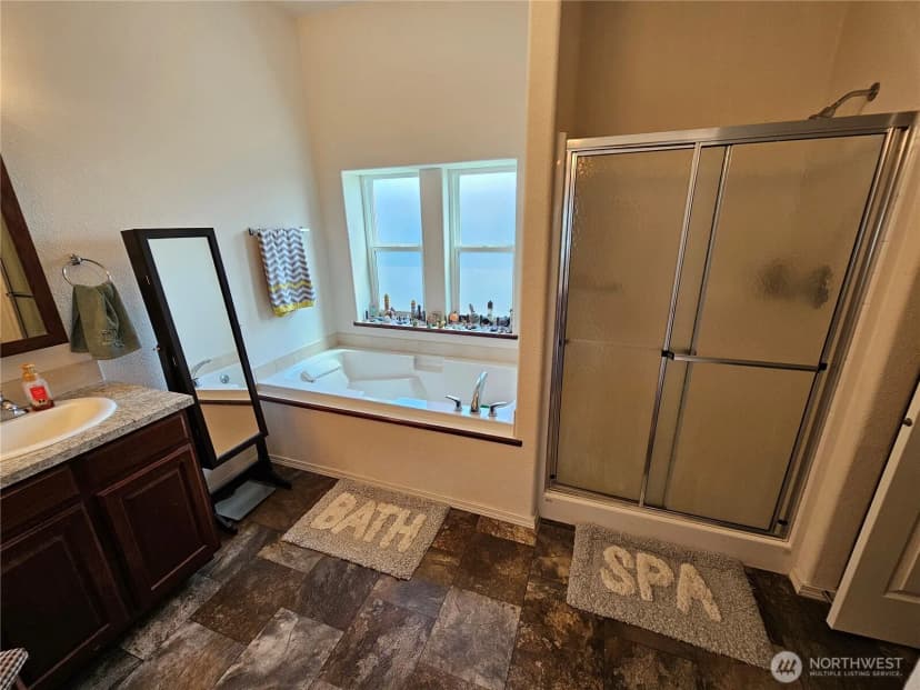 Property photo for 114 E 7th Street, Lind photo 14