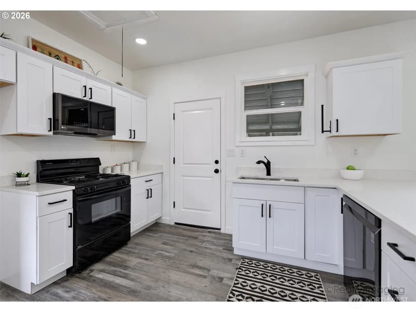 Property photo for 203 Roake Avenue Se, Castle Rock photo 6