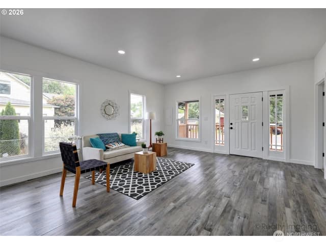 Property photo for 203 Roake Avenue Se, Castle Rock photo 3