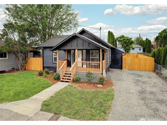 Property photo for 203 Roake Avenue Se, Castle Rock