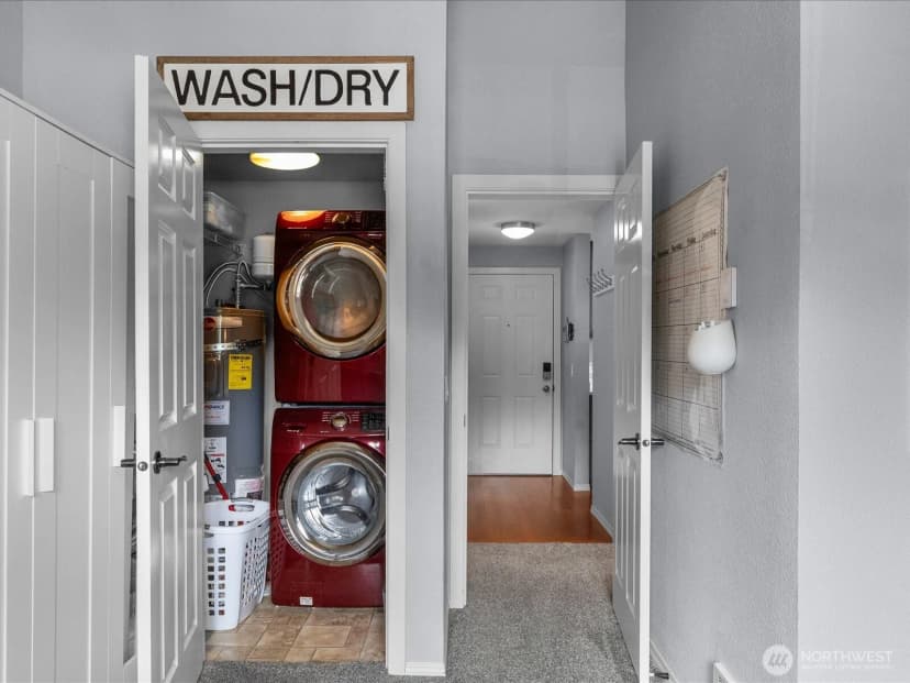 Property photo for 14300 32nd Avenue Ne #408, Seattle photo 29