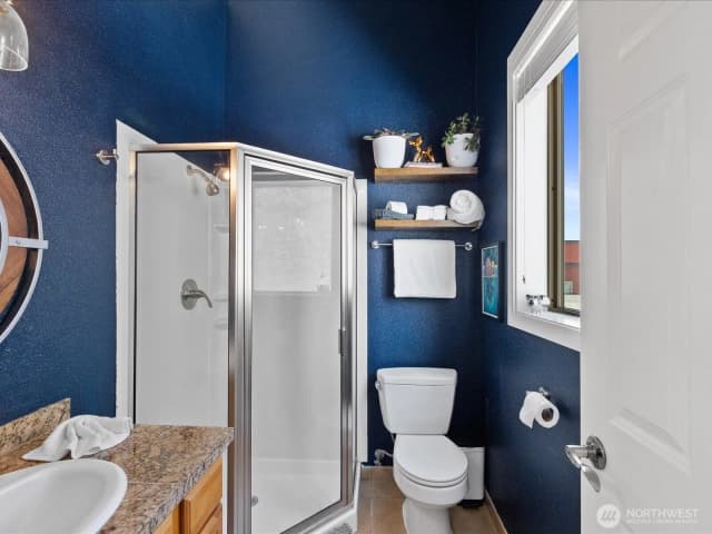 Property photo for 14300 32nd Avenue Ne #408, Seattle photo 4