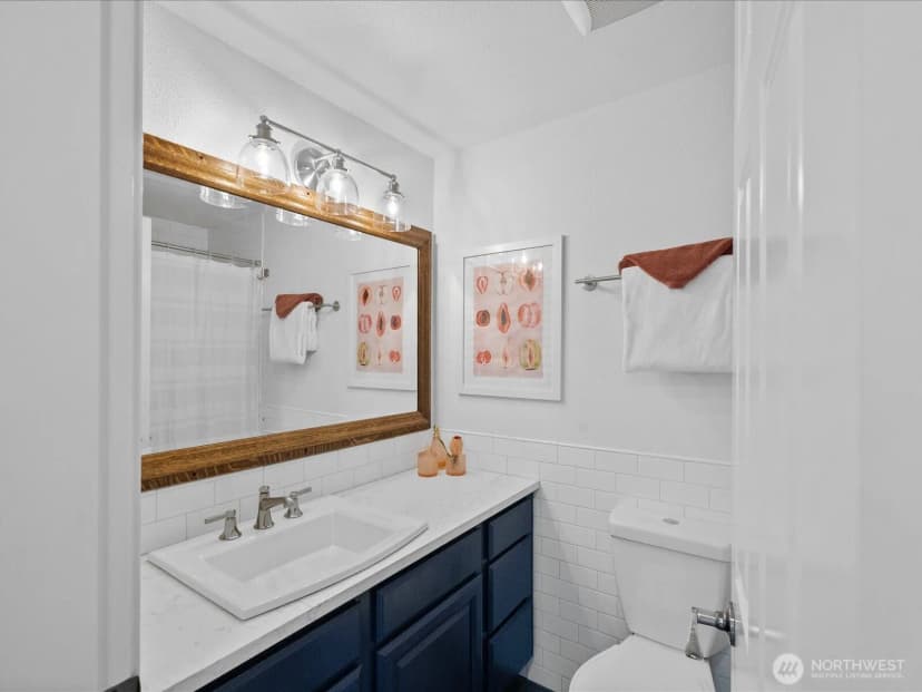 Property photo for 14300 32nd Avenue Ne #408, Seattle photo 24