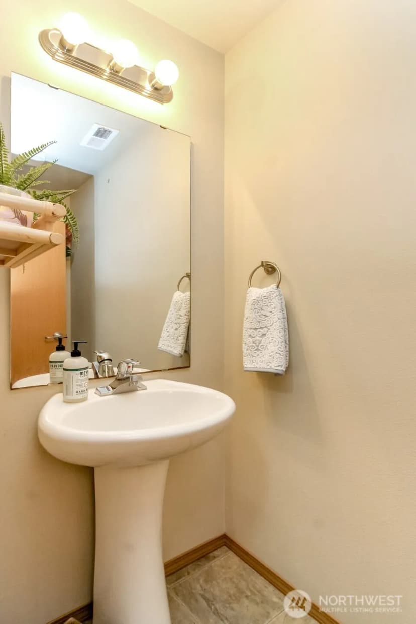 Property photo for 21648 Se 297th Terrace, Kent photo 9